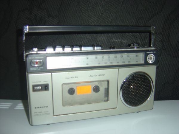 radio sanyo anos 80 - PROFESSORVENDETUDO